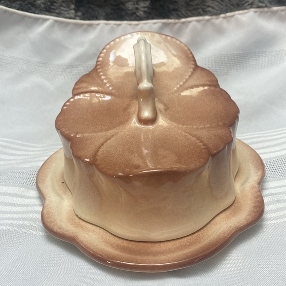Ceramic Butter/Cheese Dish - Picture 15 of 16